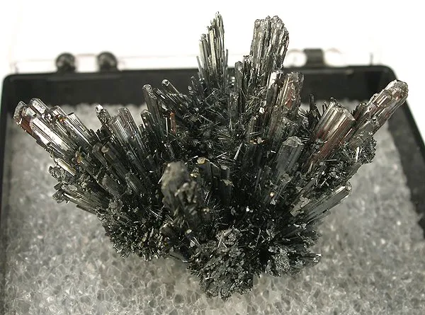 Stibnite image