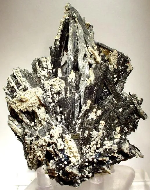 Stibnite image