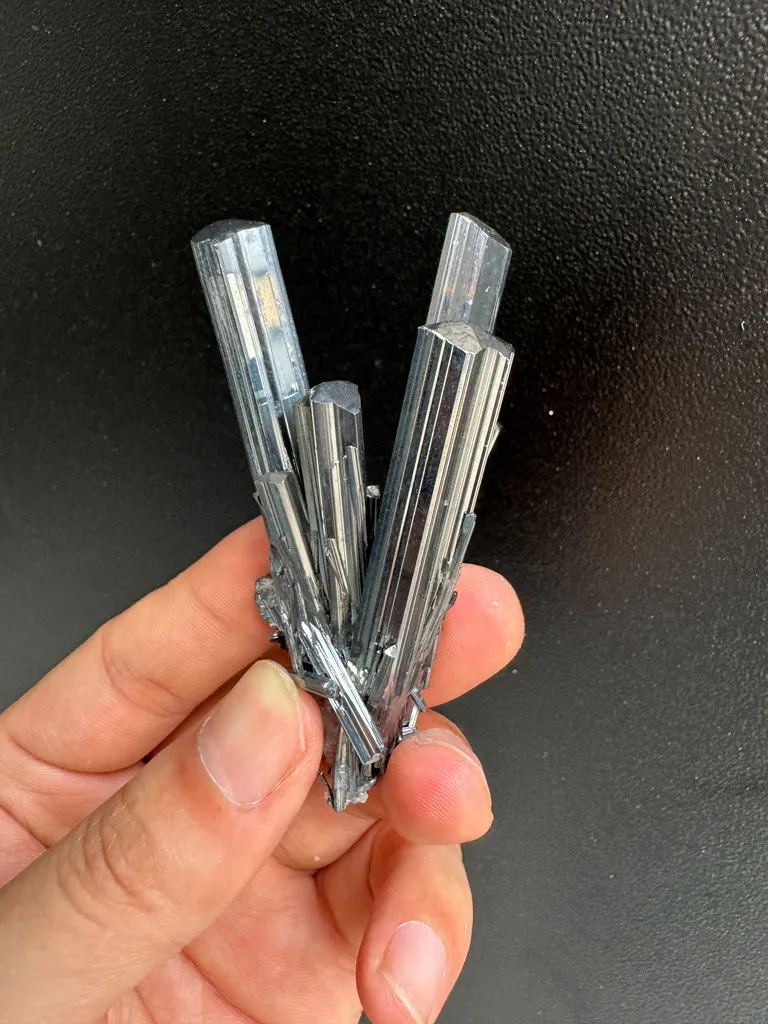 Stibnite - image 2