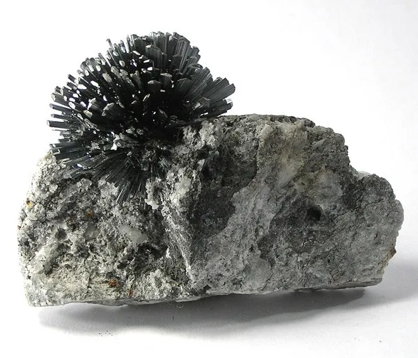 Stibnite - image 1