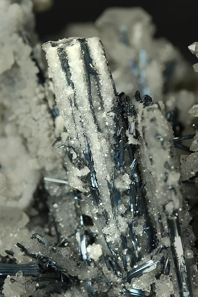 Stibnite - image 8