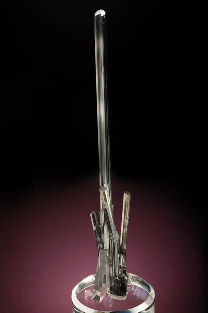 Stibnite - image 4