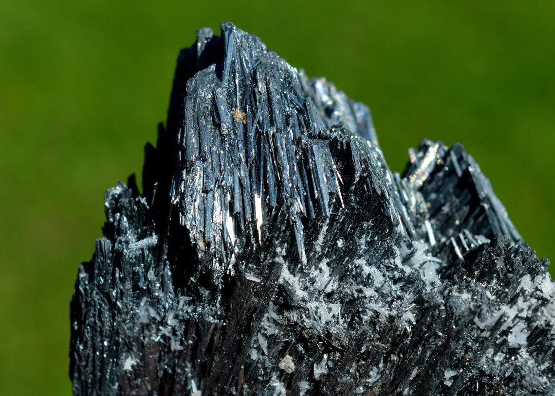 Stibnite & Barite - 458 grams - Herja Mine, Baia Mare, Maramureș, Romania - image 8