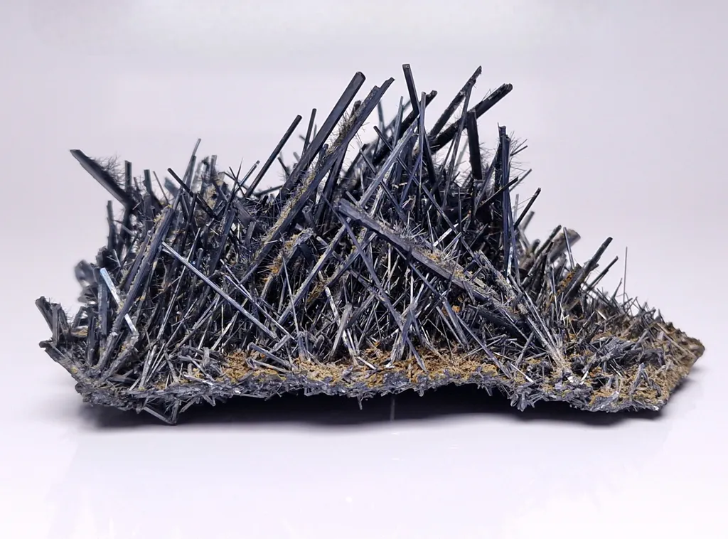 Stibnite image