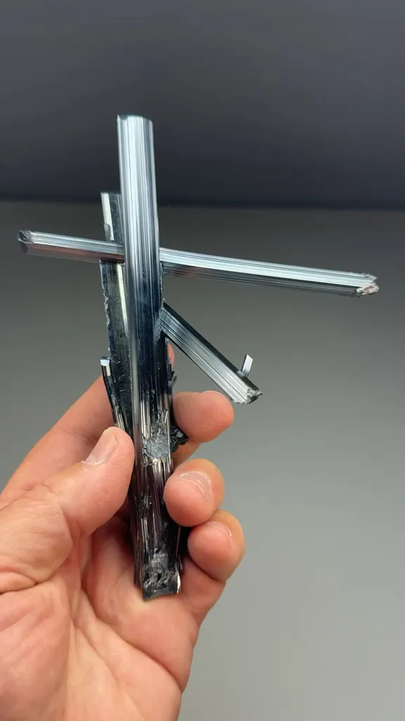 Stibnite image