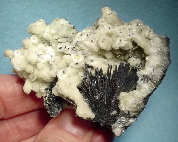 Stibnite, Calcite image