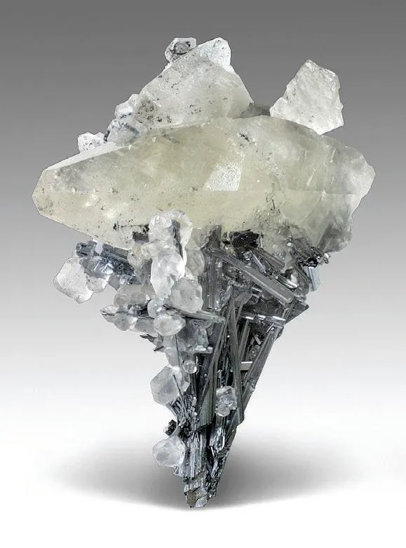 Stibnite, Calcite image