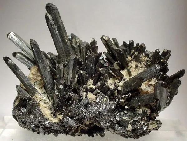Stibnite image
