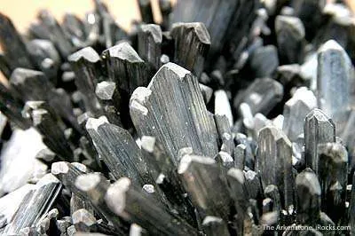 Stibnite - image 3