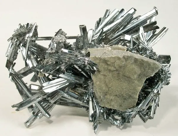 Stibnite - image 2