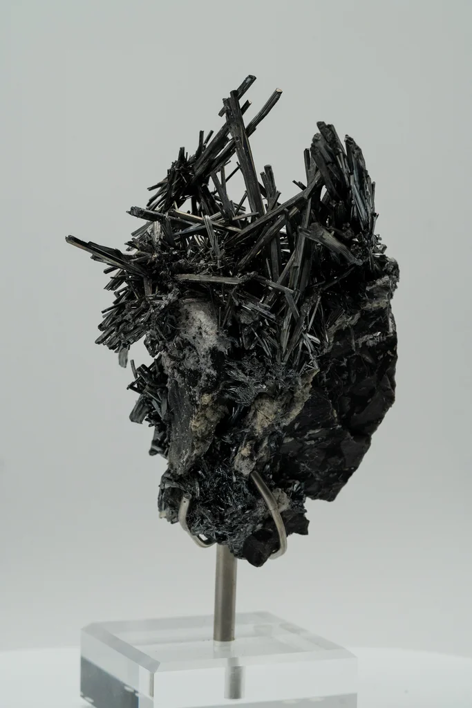 Stibnite from Jiangxi, China image