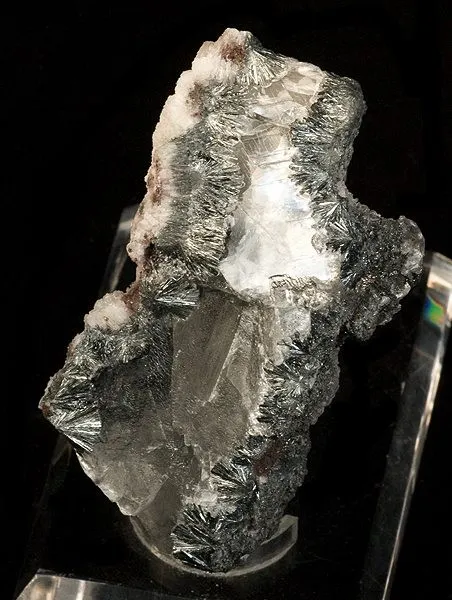 Stibnite, Gypsum image