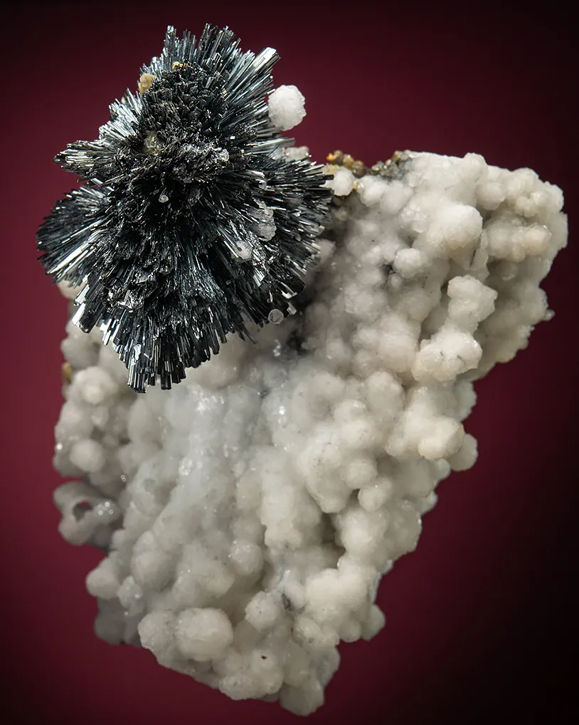 Stibnite on Calcite - image 5