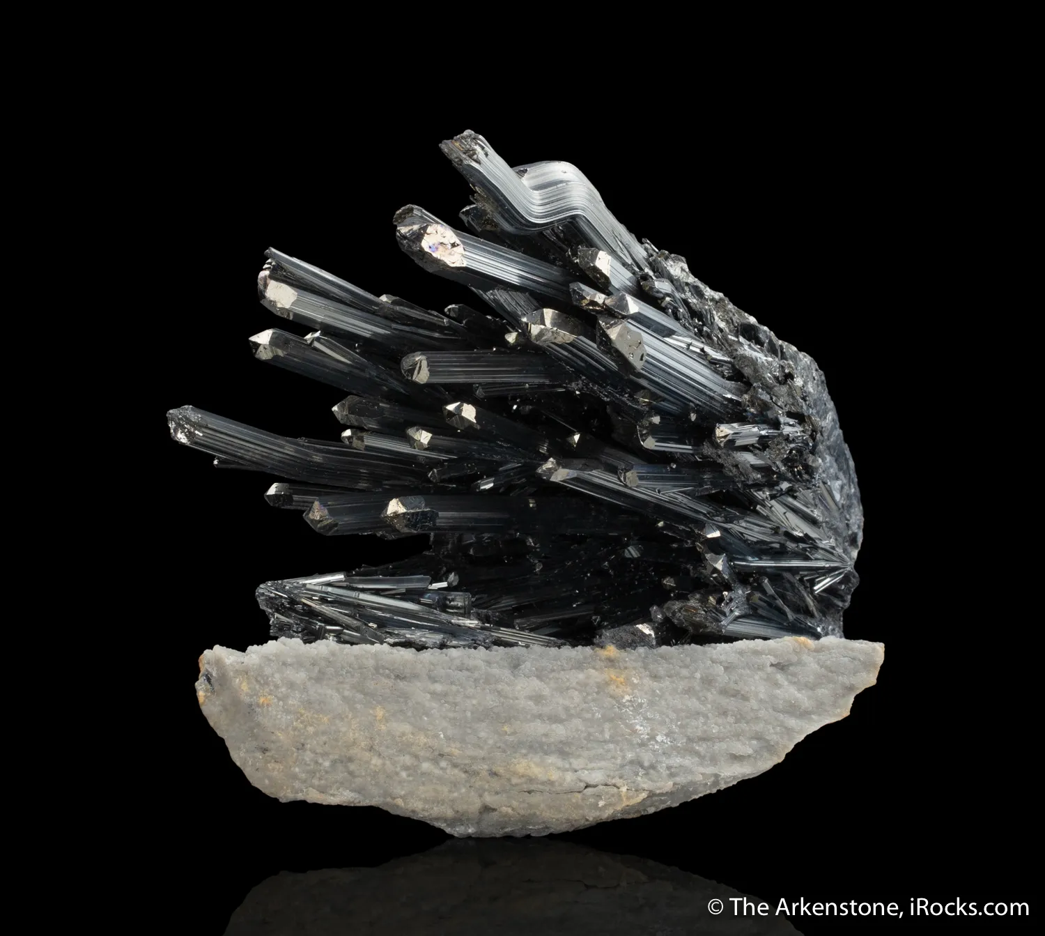 Stibnite on matrix - image 5