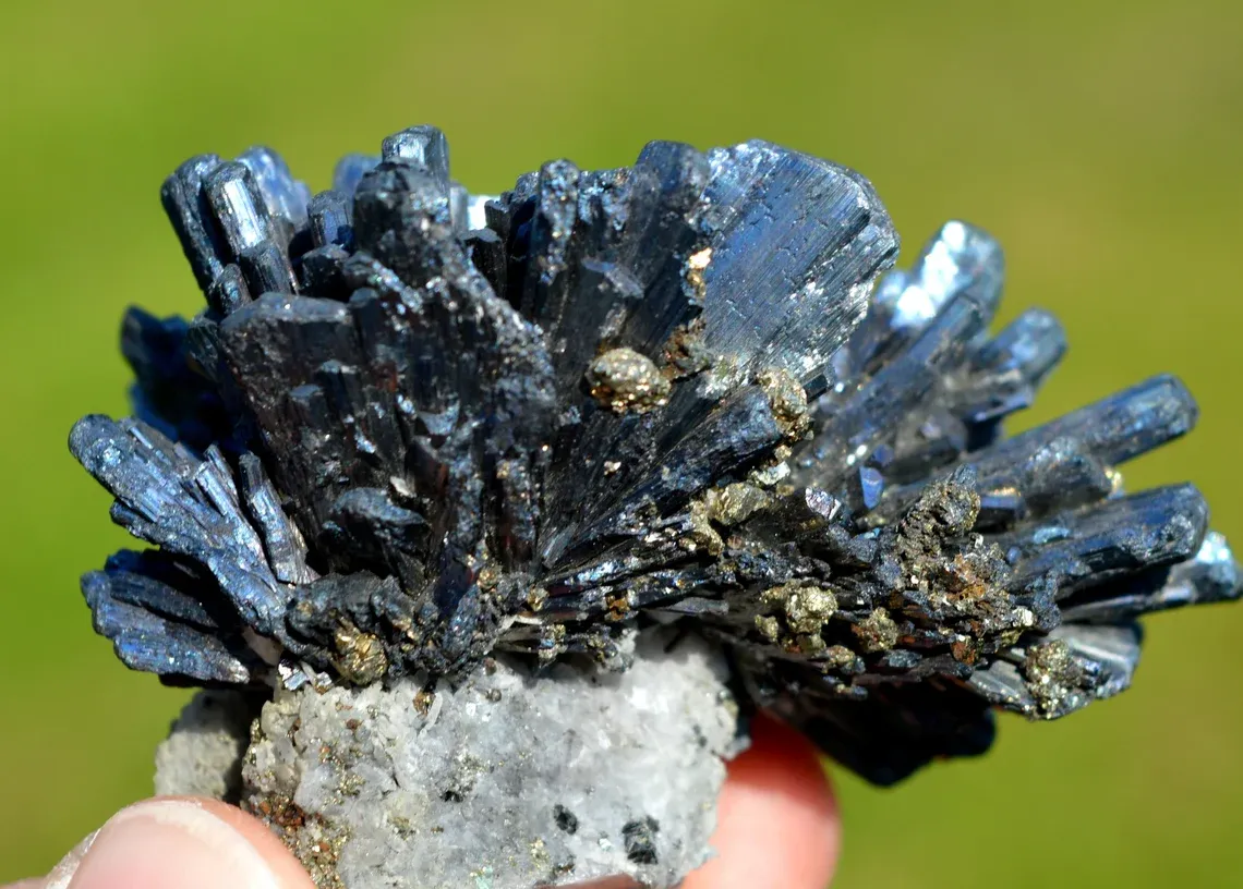 Stibnite & Pyrite Quartz 133 grams - Cizma mine, Cizma, Mica valley, Maramureș County, Romania - image 3