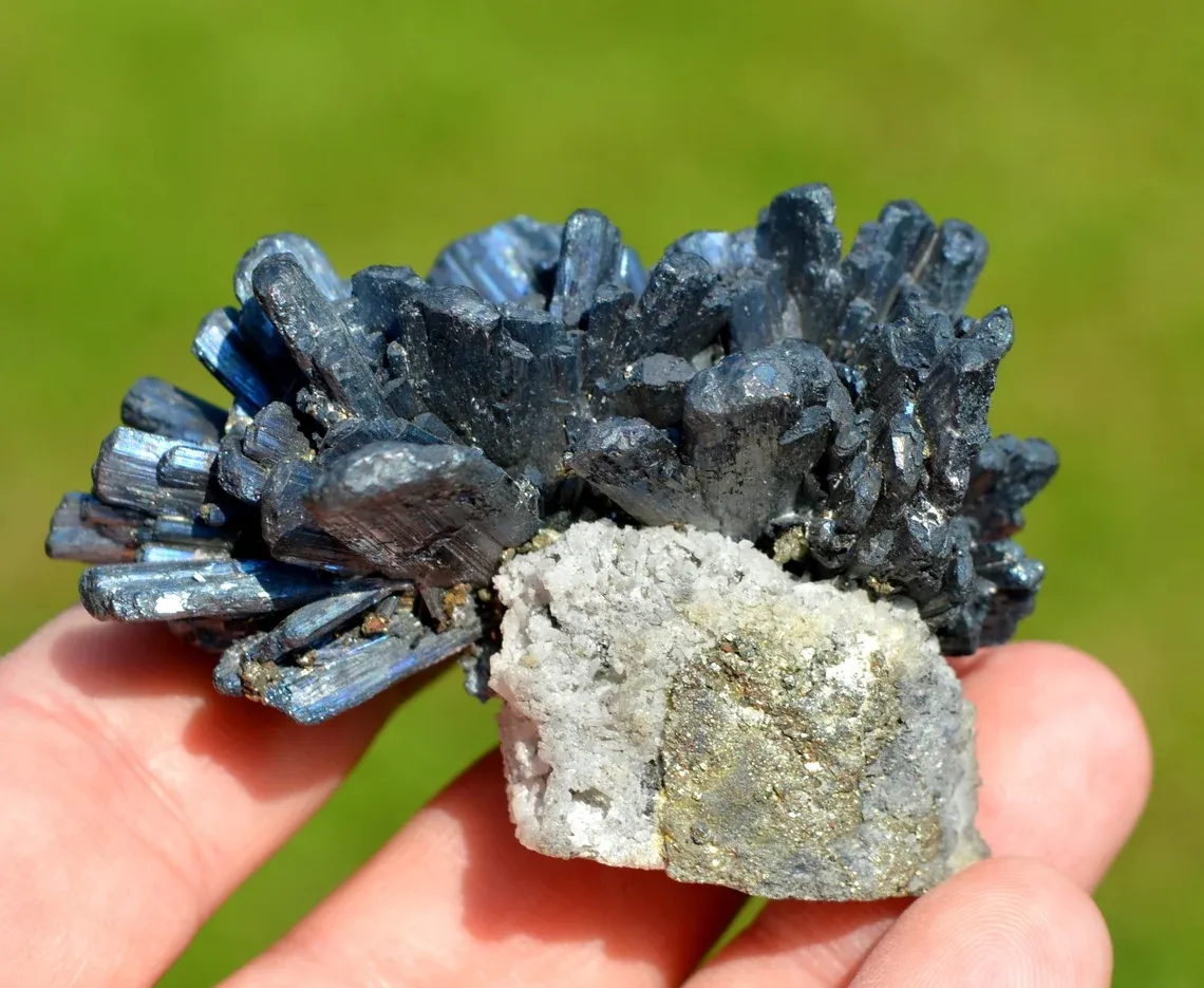 Stibnite & Pyrite Quartz 133 grams - Cizma mine, Cizma, Mica valley, Maramureș County, Romania - image 6