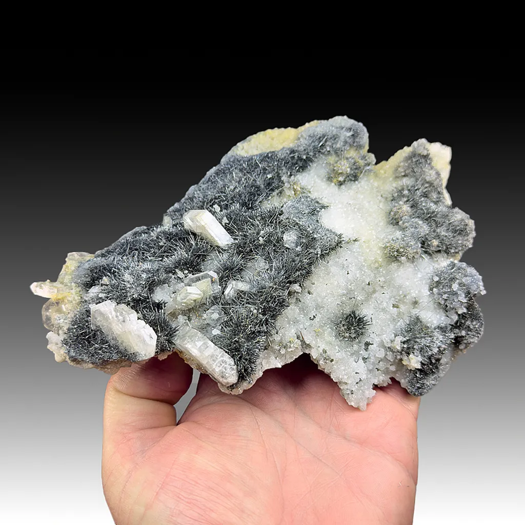 Stibnite with Barite, Quartz image