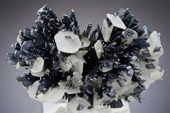 Stibnite with Calcite image