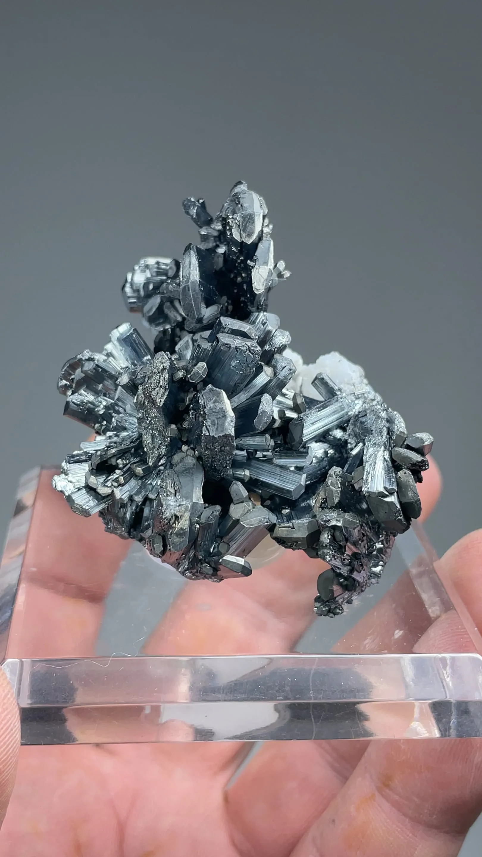 Stibnite with Calcite - image 2