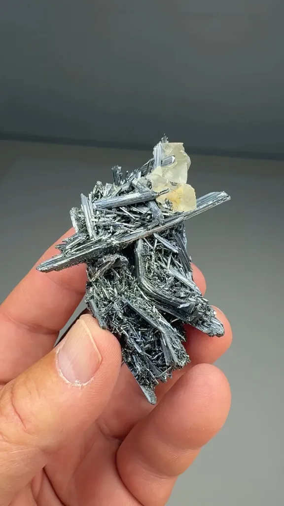 Stibnite with Calcite image