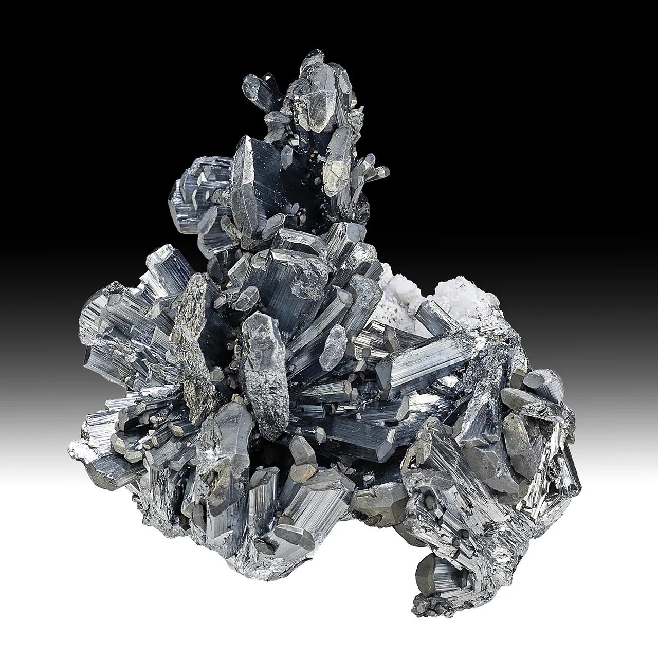 Stibnite with Calcite - image 1