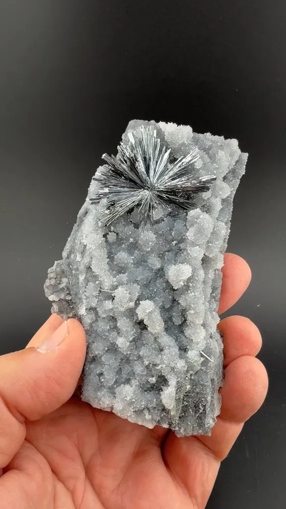 Stibnite with Quartz image