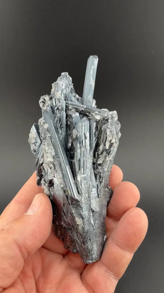 Stibnite with Quartz image