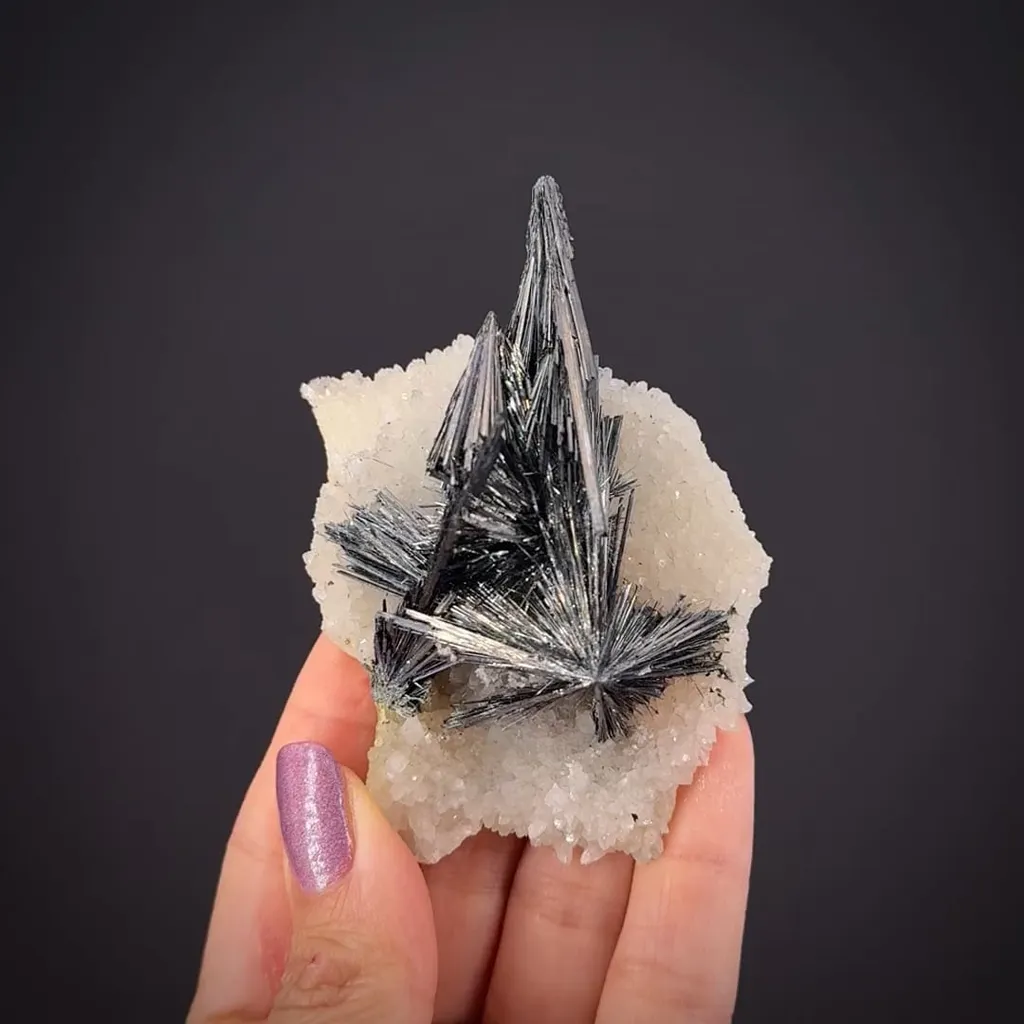 Stibnite with Quartz image