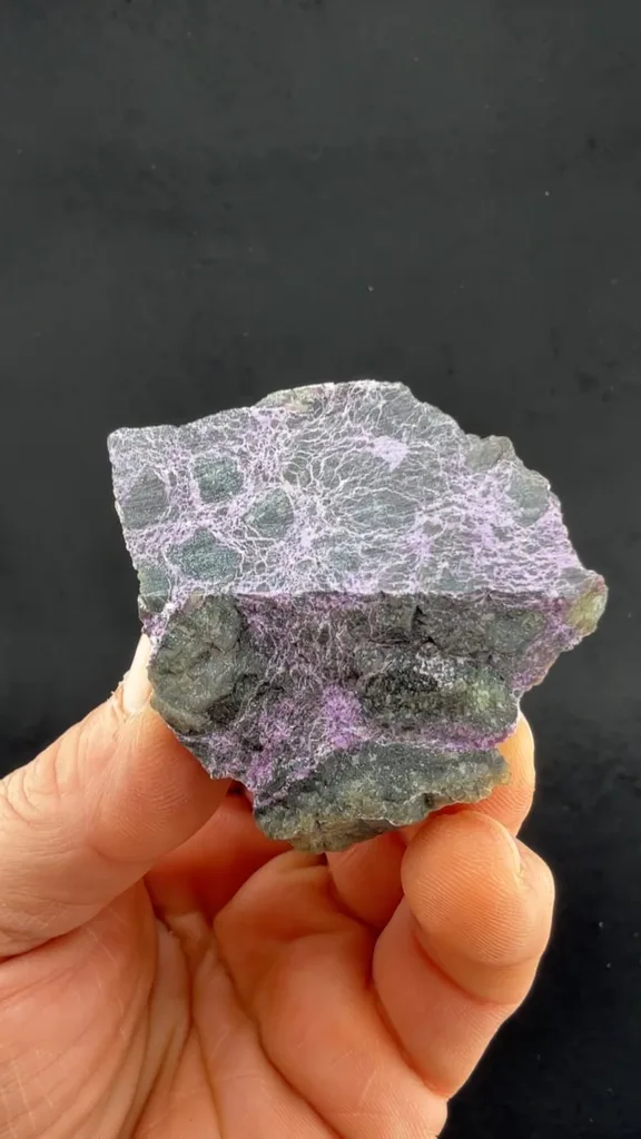 Stichtite - image 2