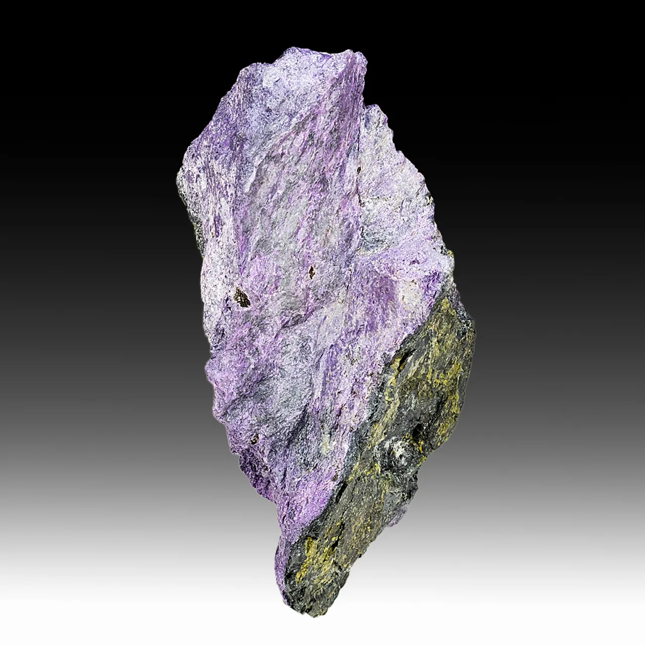 Stichtite - image 1