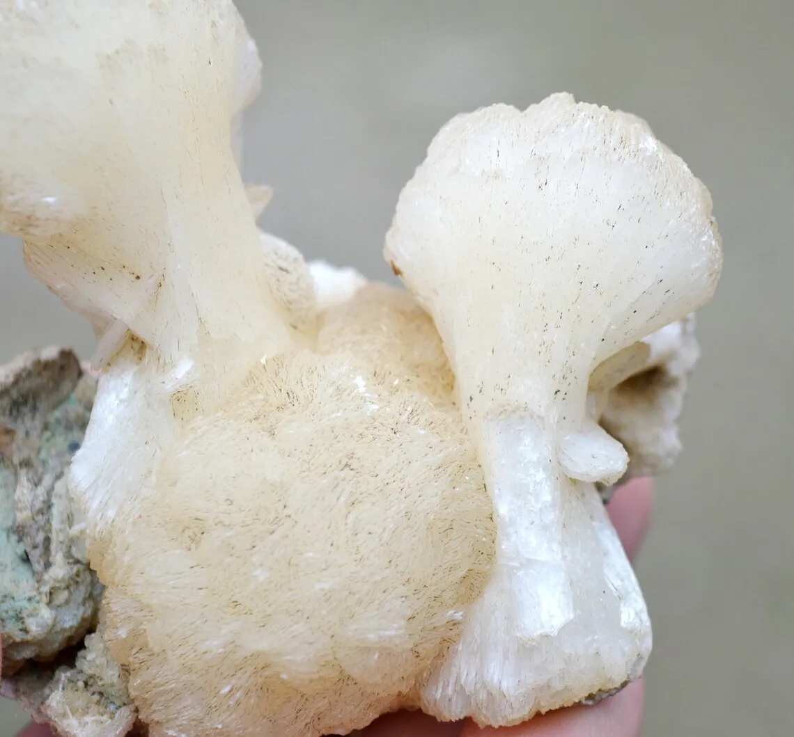 Stilbite - 152 grams - Poonah, India - image 3