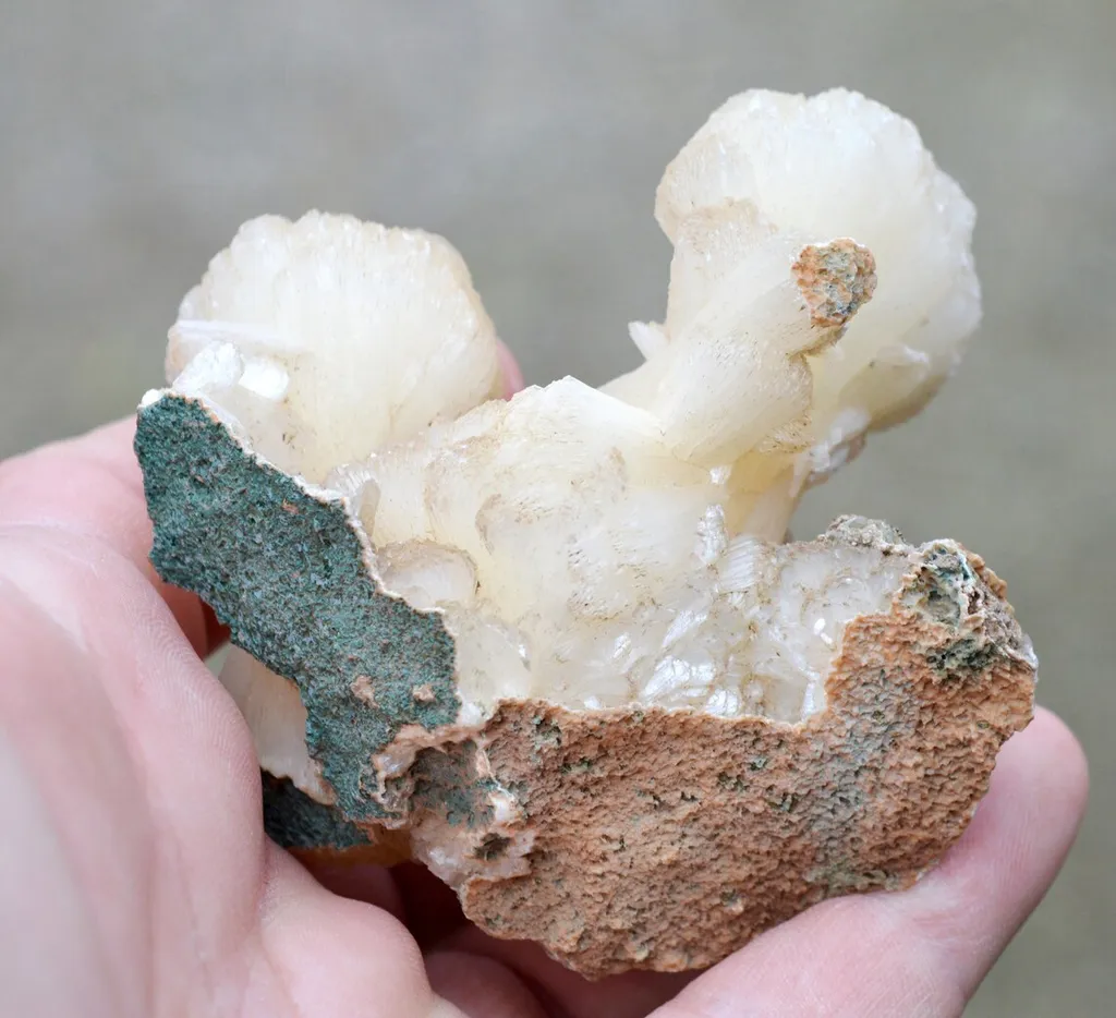 Stilbite - 152 grams - Poonah, India - image 5