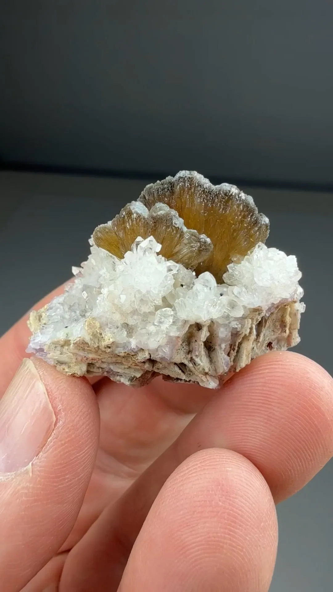 Stilbite (764) - image 2