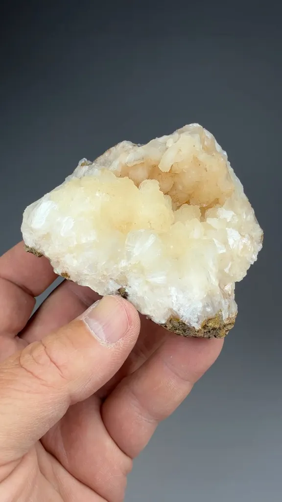 Stilbite - image 2