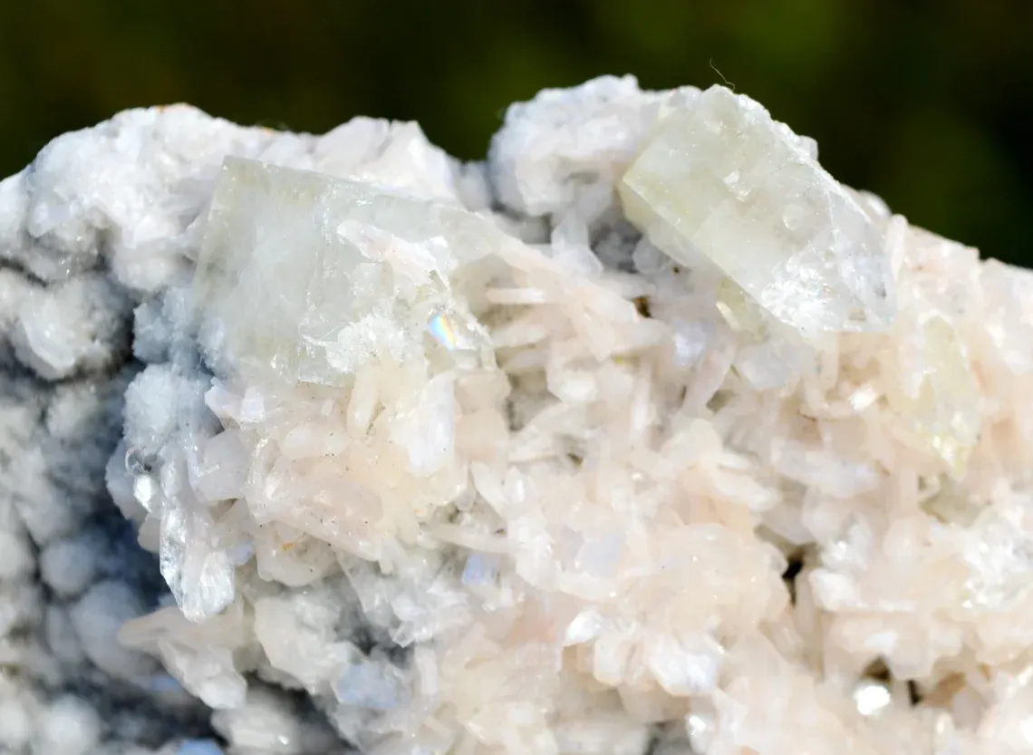 Stilbite and Apophyllite 2040 grams - Pune District, Maharashtra, India - image 2