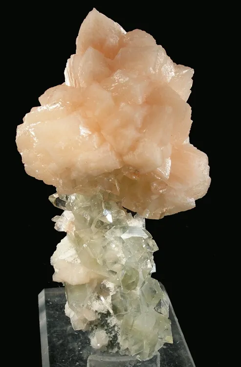 Stilbite-Ca, Apophyllite-(Kf), Mordenite image