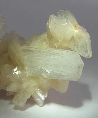 Stilbite-Ca, Heulandite - image 2