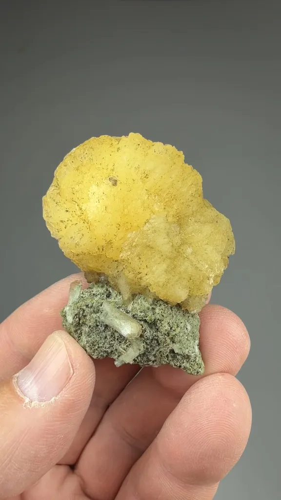 Stilbite - image 2