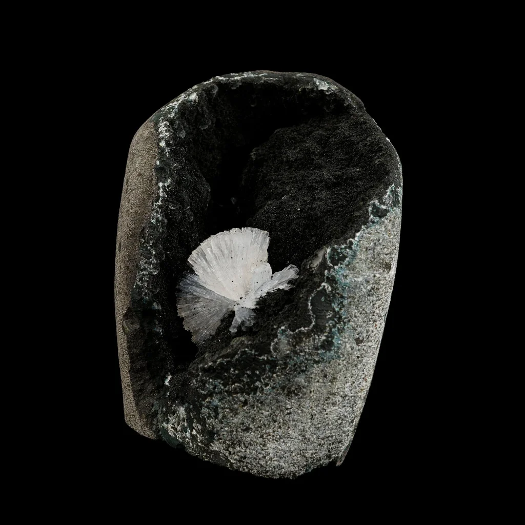 Stilbite from India - image 3