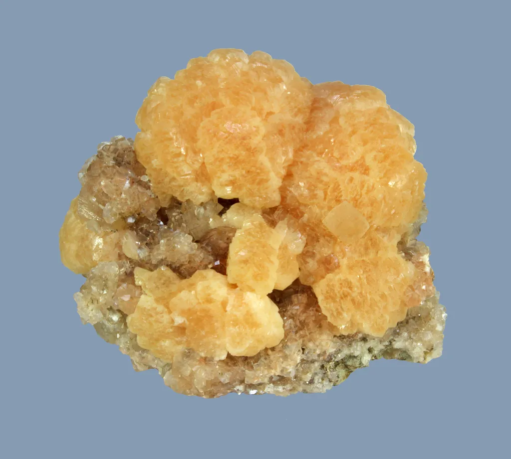 Stilbite from USA, New Jersey, Watchung, Fanwood Quarry image