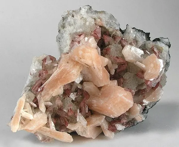 Stilbite, Heulandite - image 1