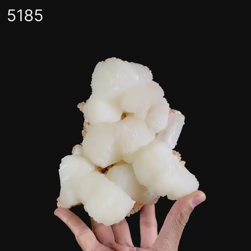 Stilbite Lusterous Cluster Natural Mineral Specimen - image 6