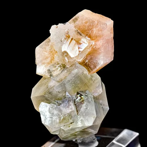 Stilbite on Apophyllite image
