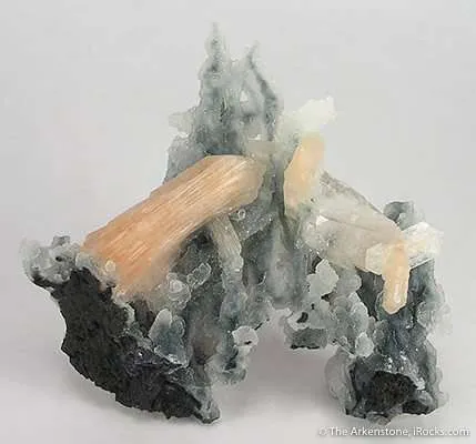 Stilbite on Chalcedony Stalactites image