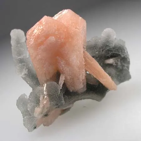 Stilbite, Quartz image
