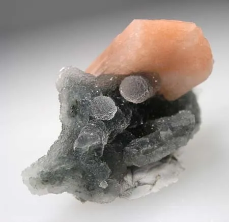 Stilbite, Quartz - image 1