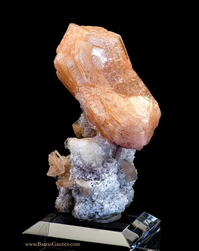 Stilbite sur Quartz - image 4