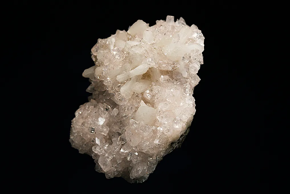 Stilbite with Apophyllite - image 5