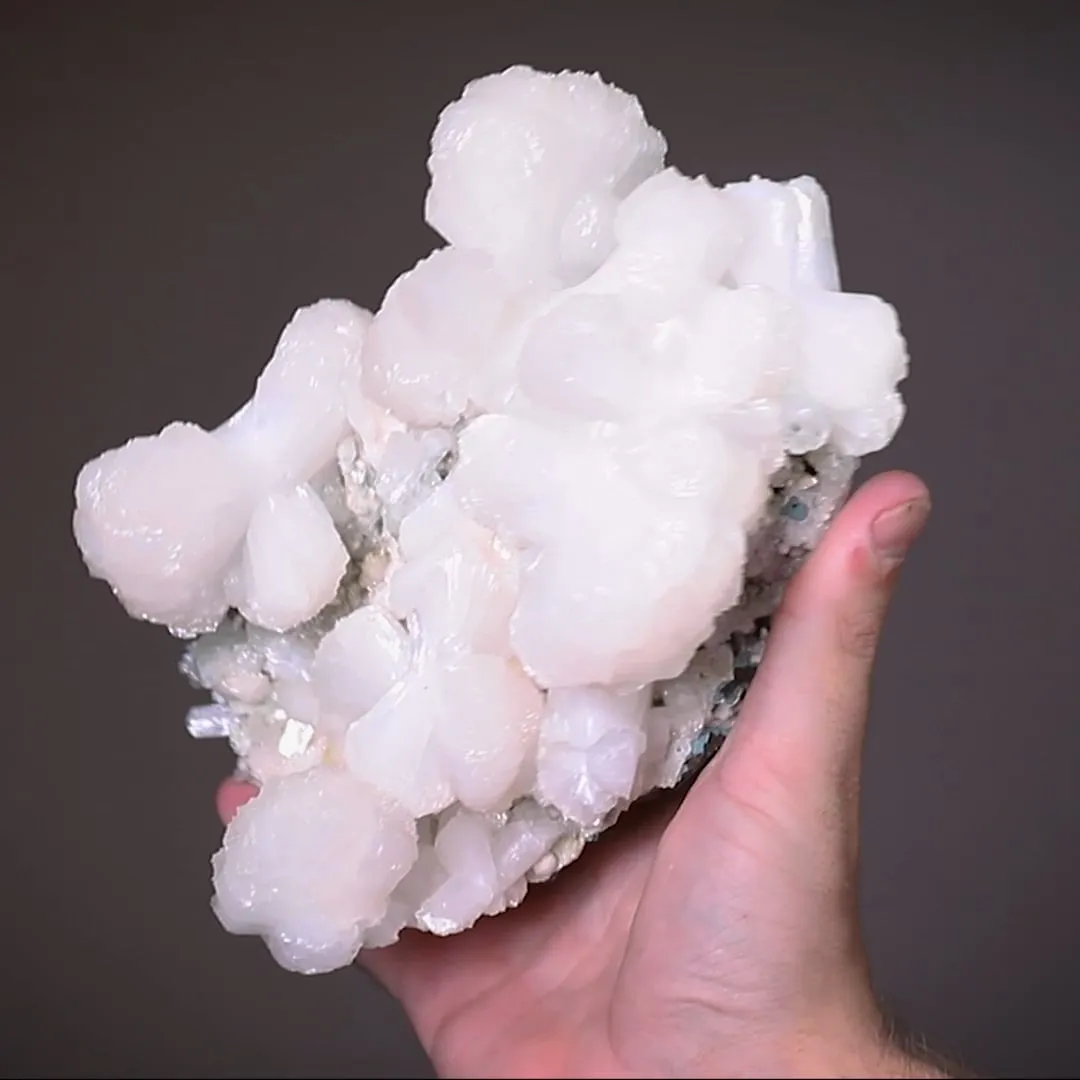 Stilbite with Apophyllite - image 2