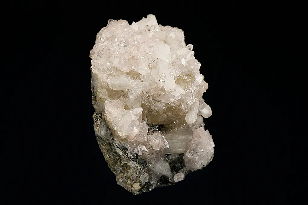 Stilbite with Apophyllite - image 4